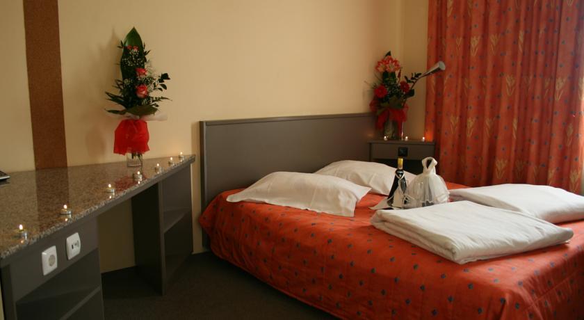 באיה מארה Hotel Seneca מראה חיצוני תמונה