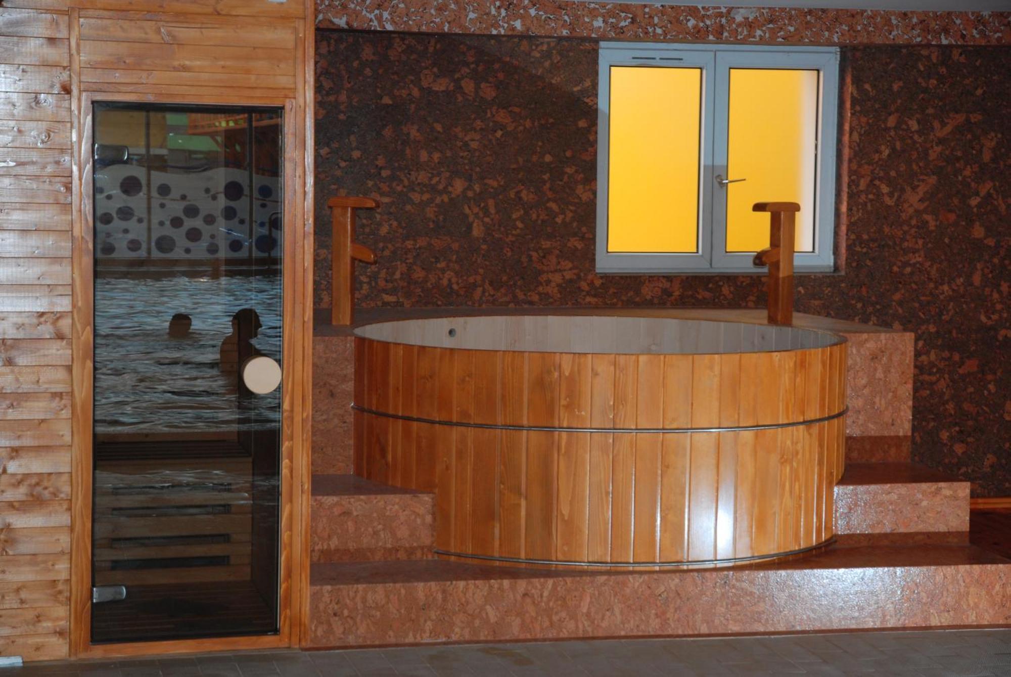 באיה מארה Hotel Seneca מראה חיצוני תמונה