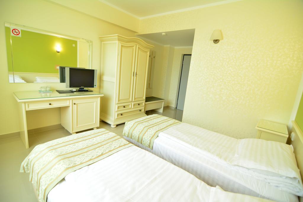 באיה מארה Hotel Seneca מראה חיצוני תמונה